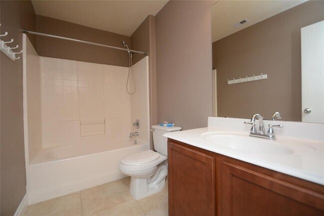 Building Photo - 12567 Canyon Falls Boulevard