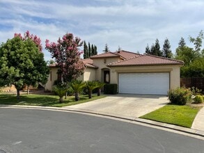 Building Photo - 8714 N Heartland Way