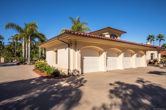 Building Photo - 17547 Avenida Peregrina