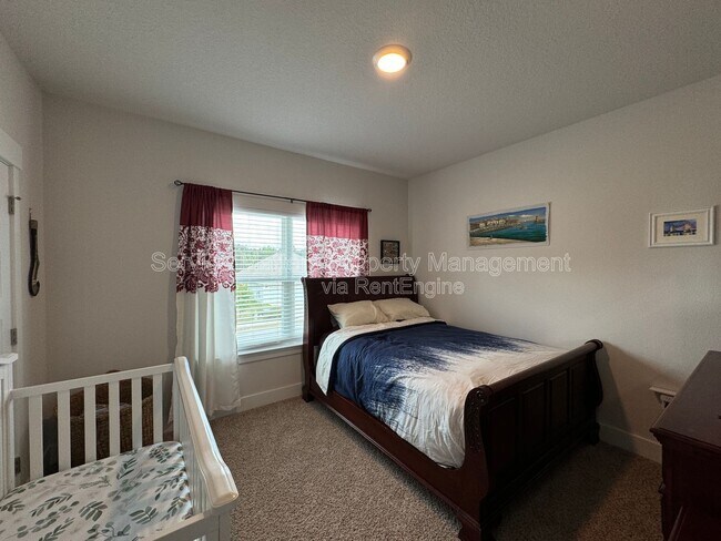 Building Photo - 5772 Danbury Blvd