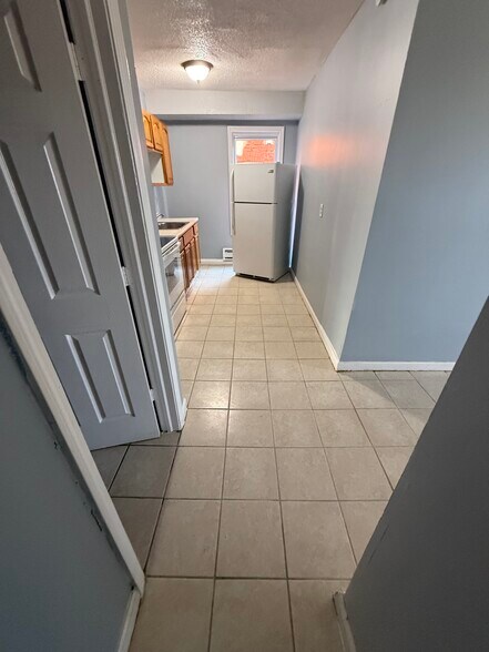 Building Photo - 34 Bedford St