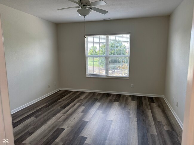 Building Photo - 1333 Ashville Dr
