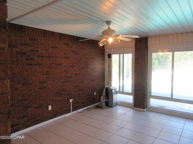 Building Photo - 3209 Pleasant Hill Rd