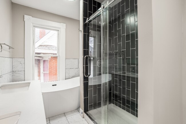 Building Photo - 163 Martin Ave