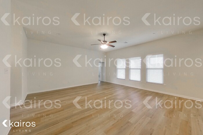 Building Photo - 1743 Park Place Dr