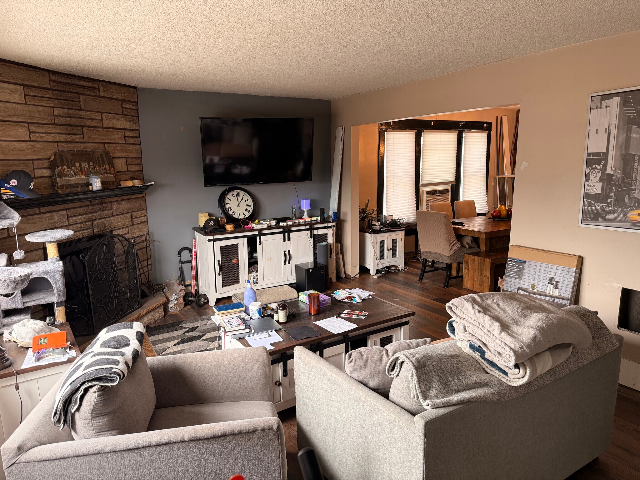 Building Photo - 359 Colvin Ave