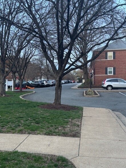 Building Photo - 4360 N Pershing Dr