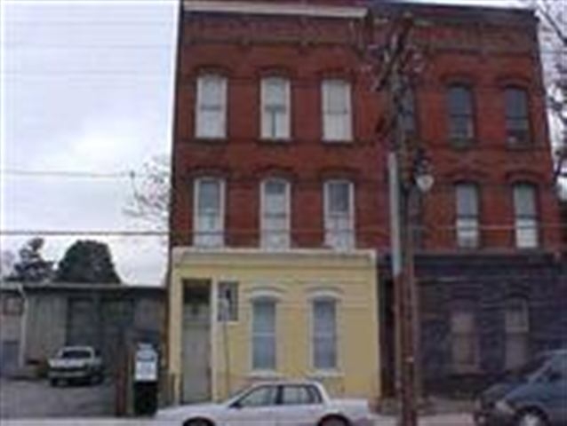 Primary Photo - 477 S Pearl St