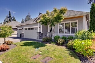 Building Photo - Gorgeous Home in the Wing Point Area of Ba...