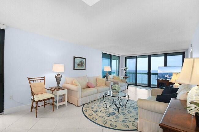 Building Photo - 9940 S Ocean Dr