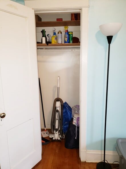 Dining Room Closet - 3516 Broadway N