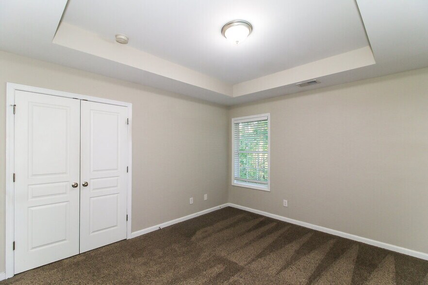 Building Photo - 965 Revere Way