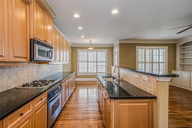 Building Photo - 5253 Campion Way