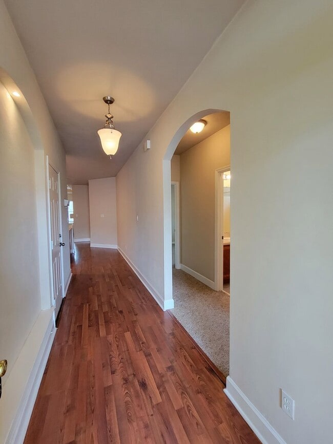 Building Photo - 3/2 townhome available for rent August 6, 2026, renting for $1795 per month, privacy fenced back ...