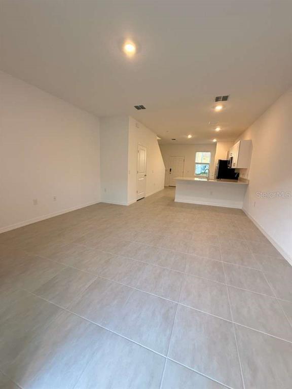 Building Photo - 2975 Skyline Lp