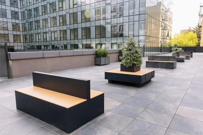 Building Photo - 144-49 Northern Blvd