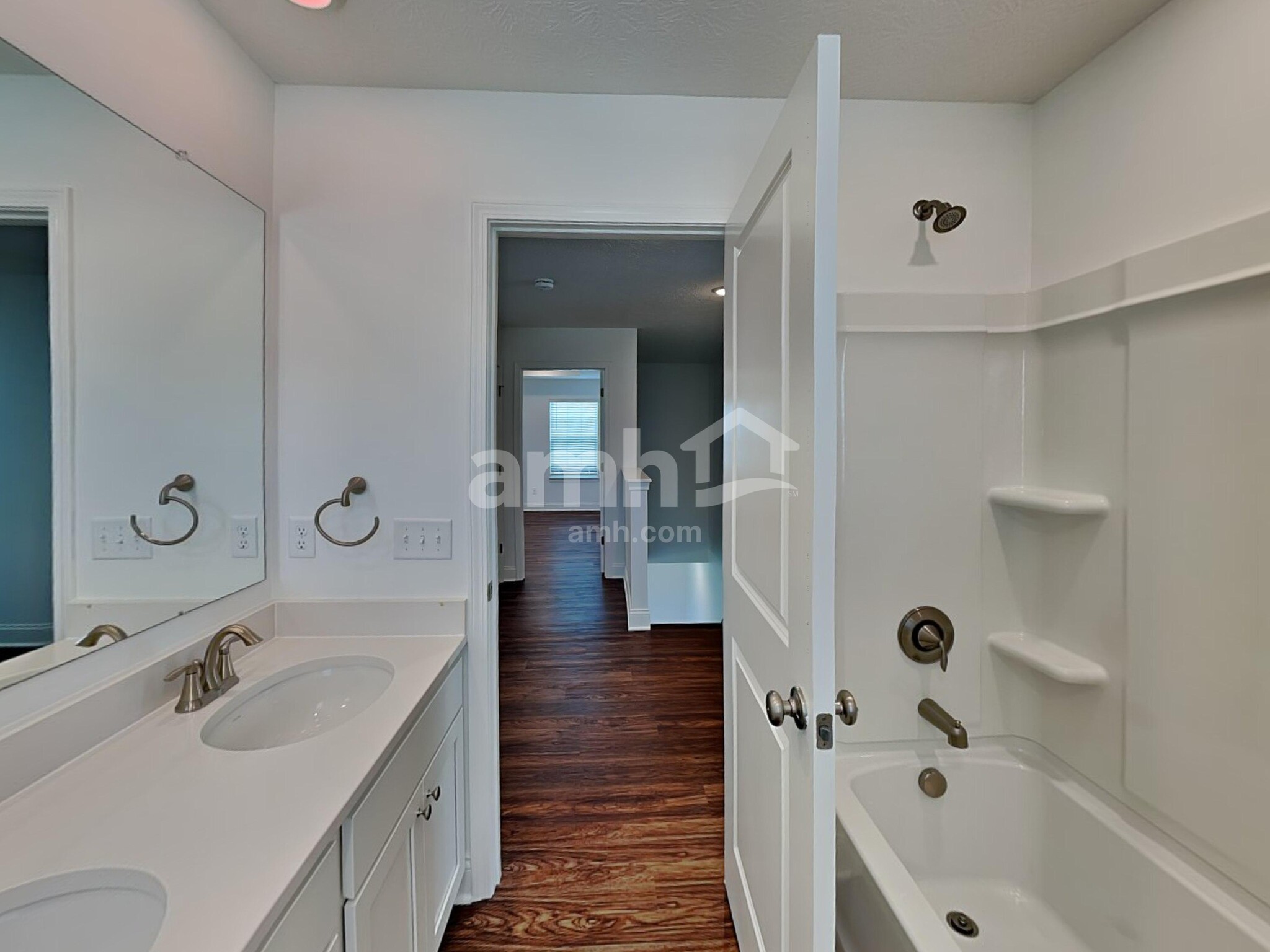 Building Photo - 5953 Hagar Vly Dr