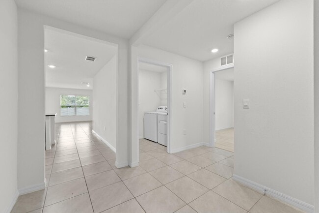 Building Photo - Recently Updated One Story - 4BR For Rent