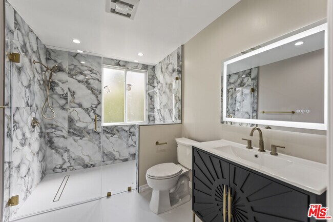 Building Photo - 15151 Marne Cir