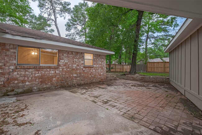 Building Photo - 3214 Three Pines Dr