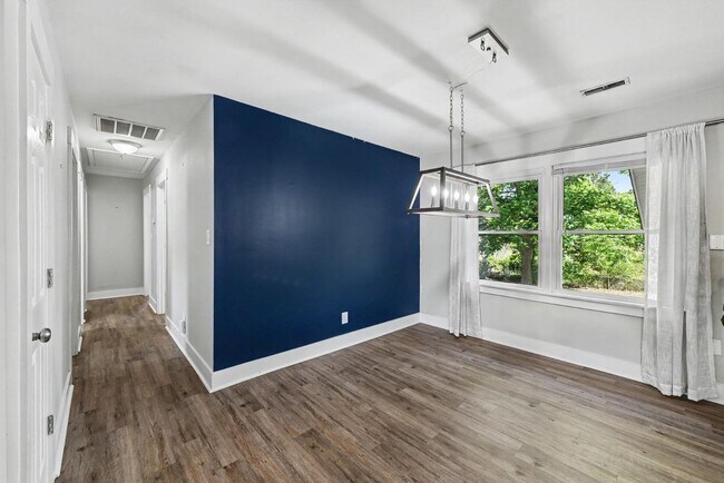 Building Photo - 106 Rahway Rd