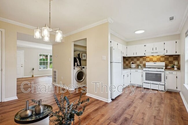 Building Photo - 9497 Linden Leaf Ct