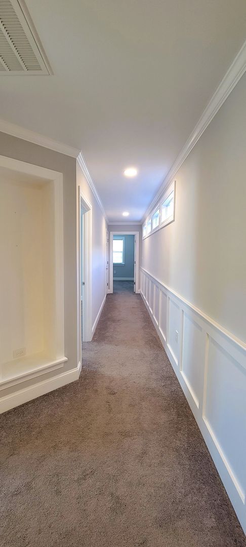 Building Photo - Beautiful 2 story home in heart of Church ...