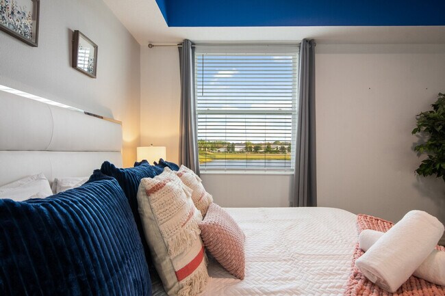 Building Photo - 3191 Paradox Cir