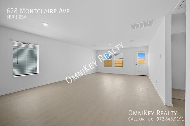 Building Photo - 628 Montclair Ave