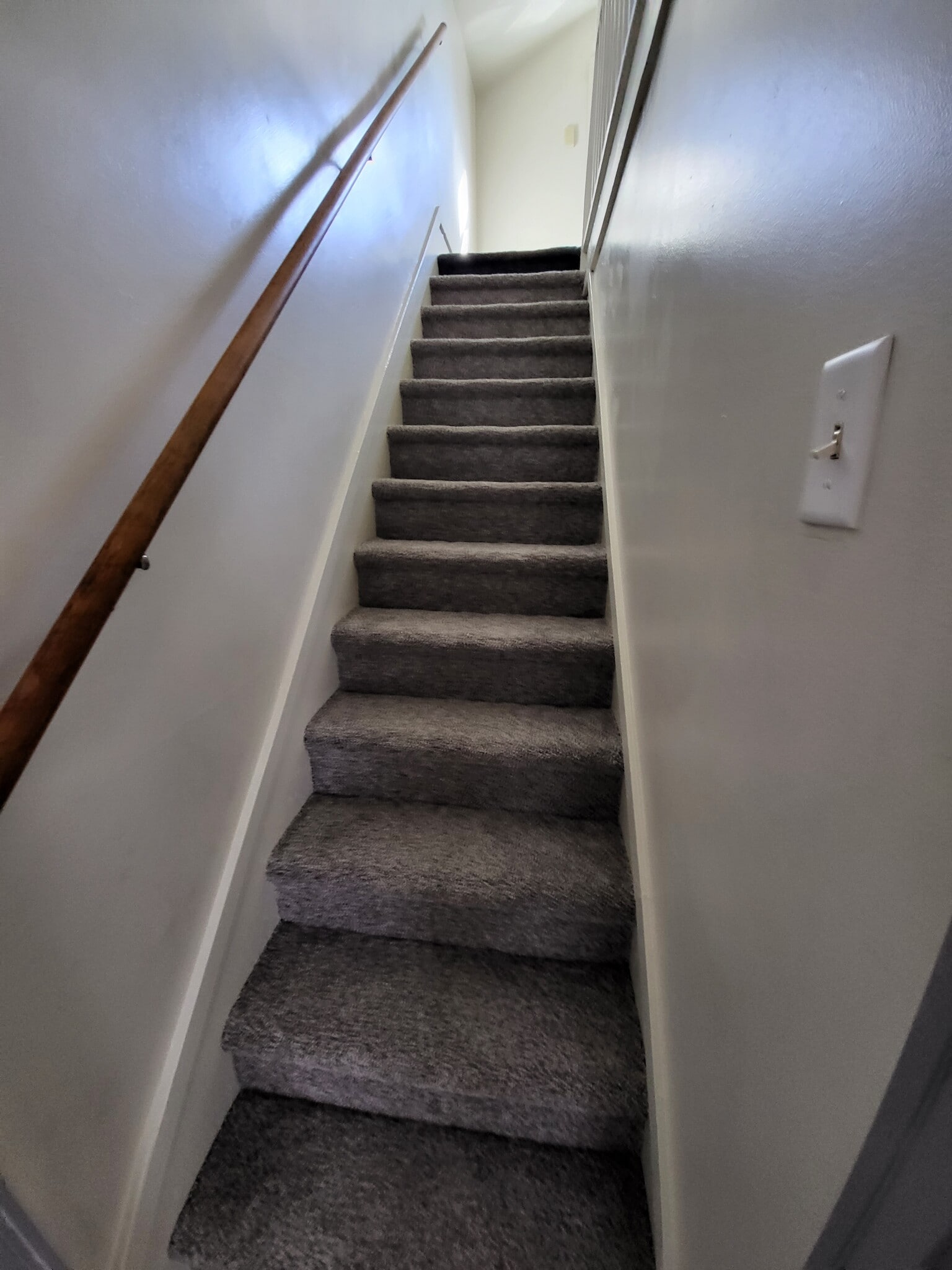 Building Photo - 211 S Marr St