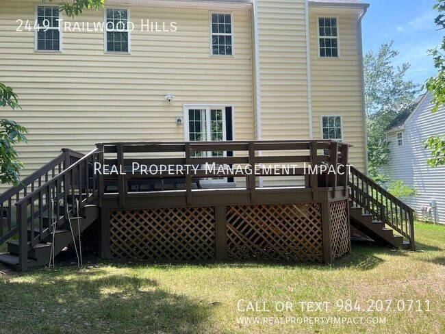 Building Photo - 2449 Trailwood Hills Dr