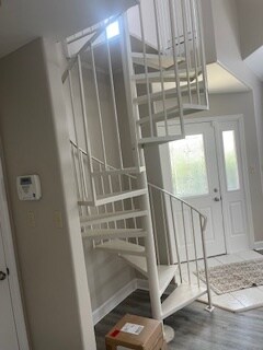 Building Photo - 1702 Beech Dr