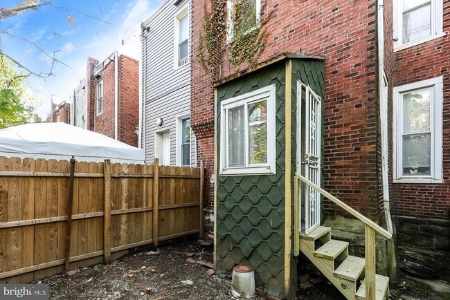 Building Photo - 2035 S Frazier St