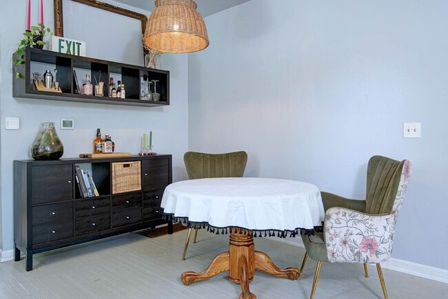 Building Photo - 13027 40th Ave S