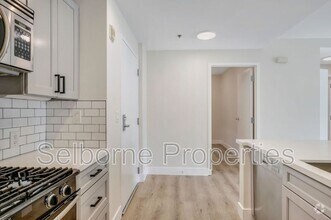Building Photo - 1401 Jackson St