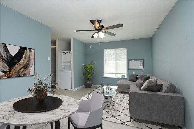 Building Photo - 2814 Winbern St