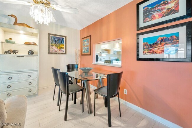 Building Photo - 83 Glades Blvd