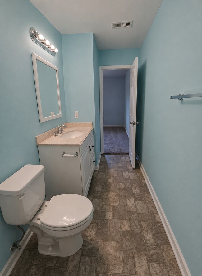 Building Photo - 1280 White Tree Ln