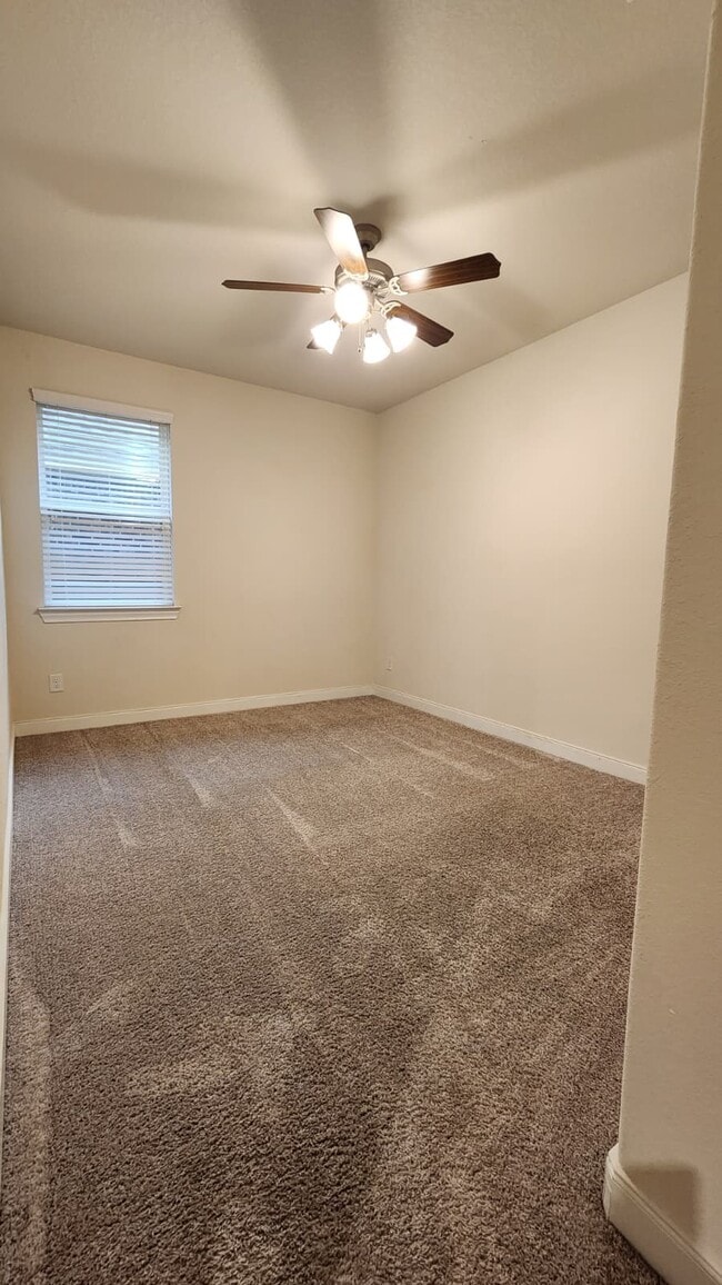 Building Photo - 19834 La Portada Dr