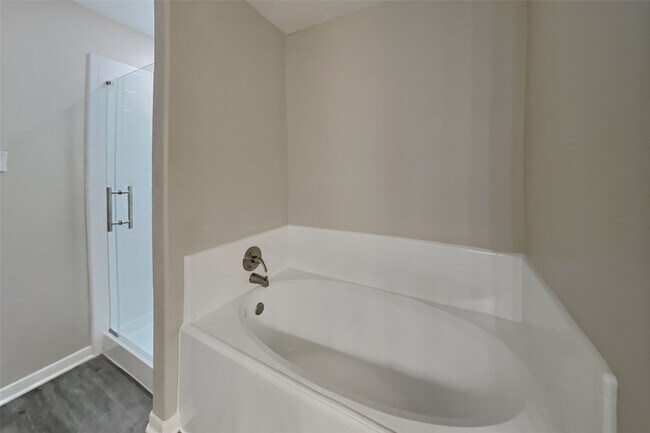 Building Photo - 5047 Lamppost Hill Ct