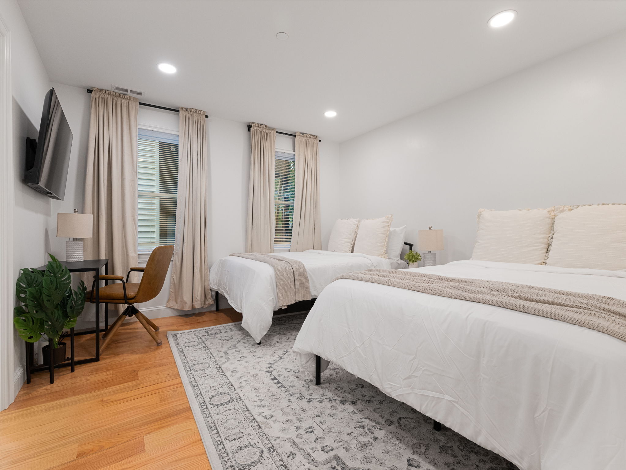 Building Photo - 1 Central Sq