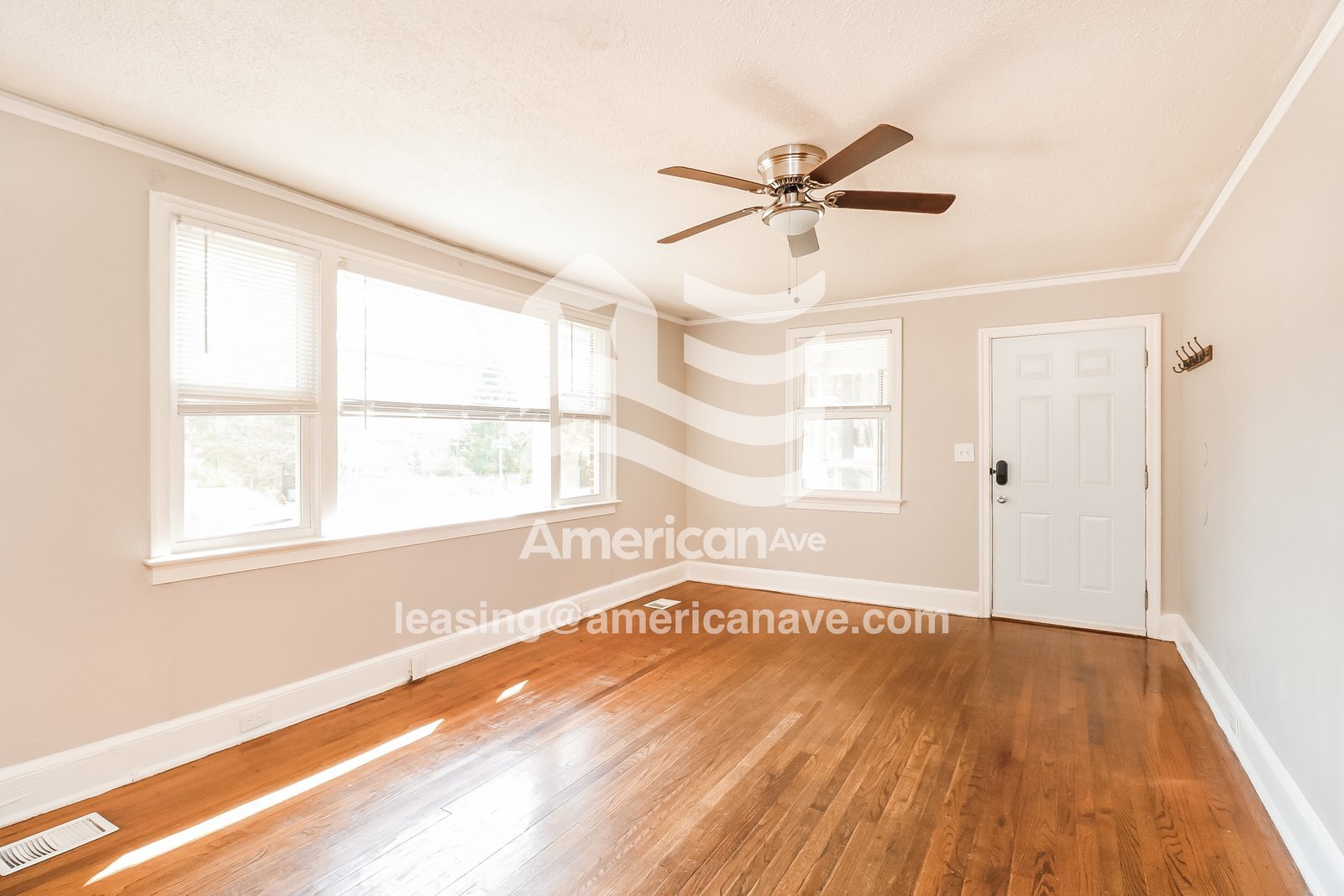 Building Photo - 1490 Cameron St