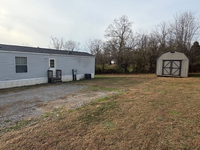 Building Photo - NEW RENTAL LISTING - NO HUD NO SECTION 8