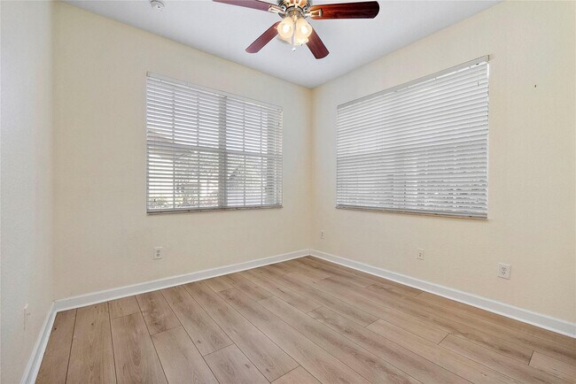 Building Photo - 8287 NW 128th Ln