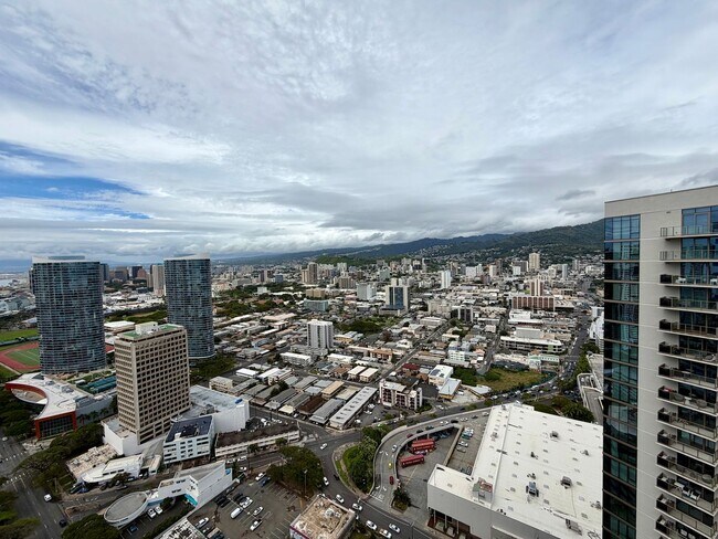 Building Photo - The Central Ala Moana: 1 Bed, 1 Bath Top Floor Unit with 1 Parking