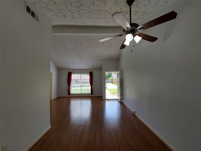 Building Photo - 3807 Quiet Pl Dr