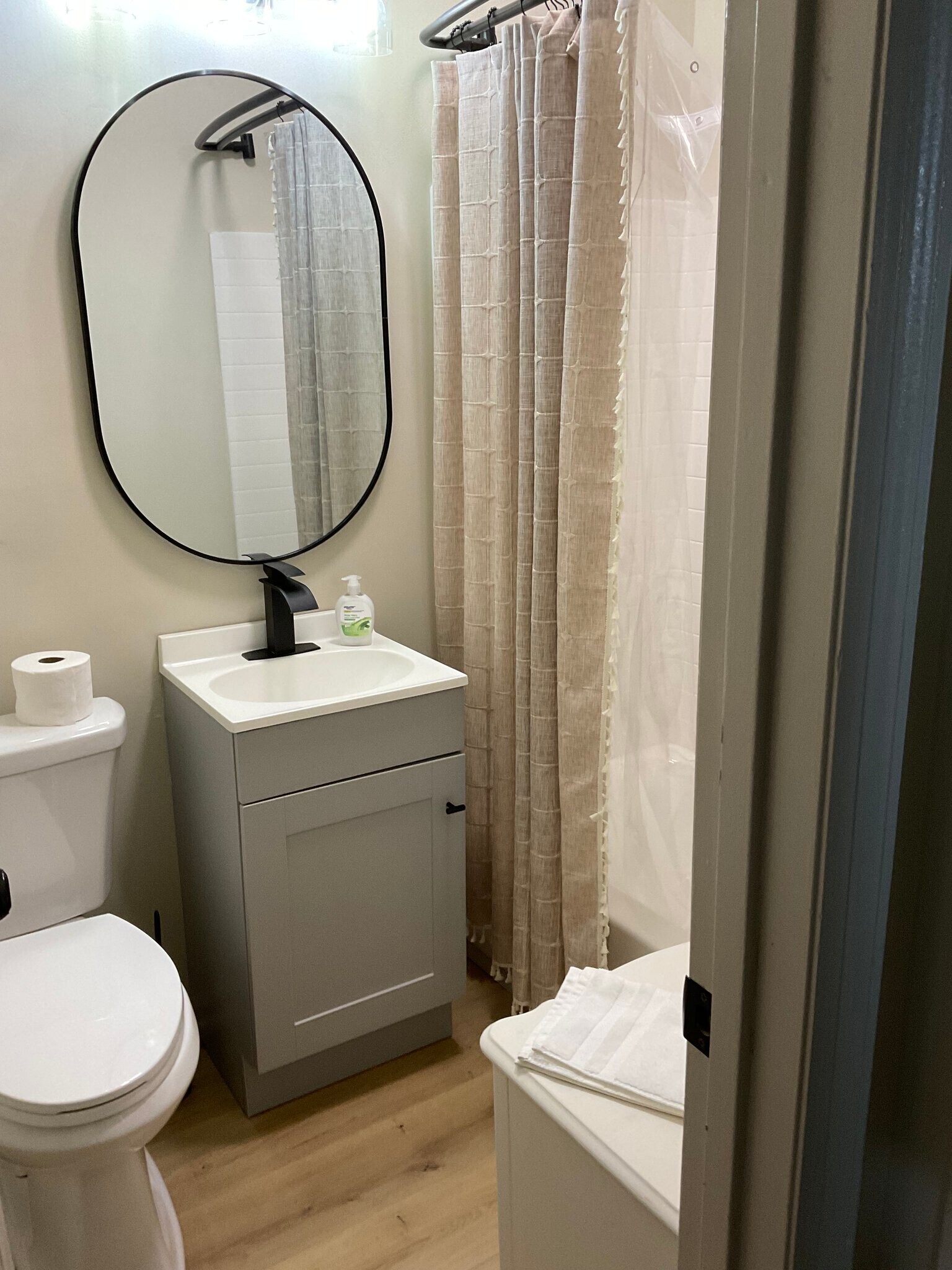 Building Photo - 212 Washington St W