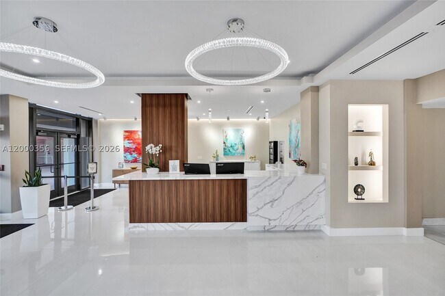 Building Photo - 2401 S Ocean Dr