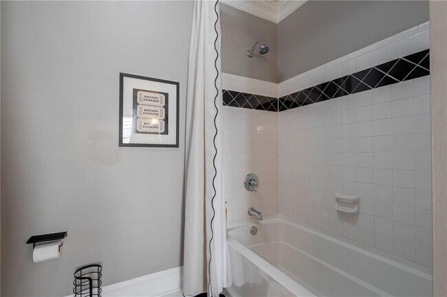 Building Photo - 3405 Fortner St