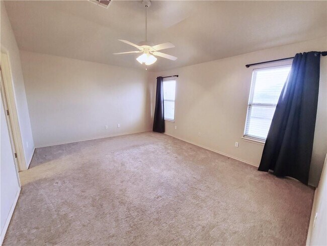 Building Photo - 3012 NW 191st St